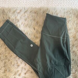 Lululemon Wunder train